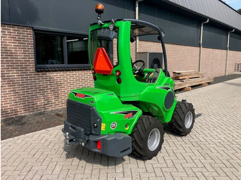 Máy xúc lật mini gấp khúc mới AVANT 635i TDL+: hình 4
