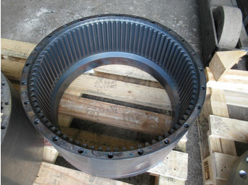 Mô tơ di chuyển BOMAG