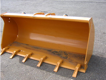 Gầu xúc lật CASE