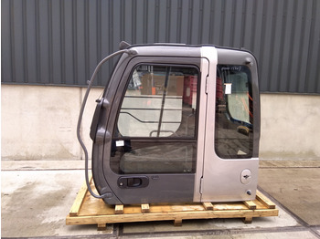 Cabin HITACHI