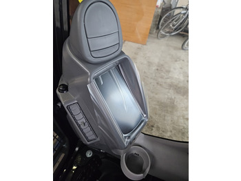 Cabin cho Máy móc xây dựng mới Hitachi ZX-5 ZX-6 - YA60044288: hình 4 Cabin cho Máy móc xây dựng mới Hitachi ZX-5 ZX-6 - YA60044288: hình 4