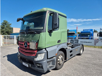 Xe đầu kéo MERCEDES-BENZ Actros 1843