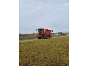 Máy gặt đập CASE IH Axial-Flow