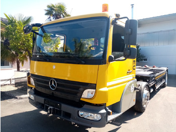 Xe chở container/ Xe tải hoán đổi thân MERCEDES-BENZ