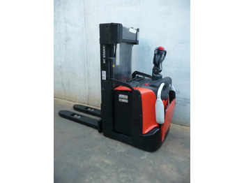 Máy xếp chồng BT