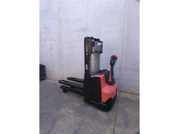 Máy xếp chồng BT