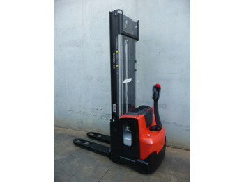 Máy xếp chồng BT
