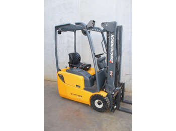 Xe nâng điện JUNGHEINRICH EFG