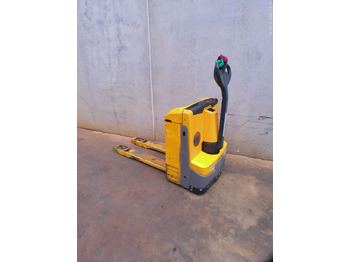 Xe tải nâng pallet JUNGHEINRICH EJE