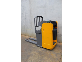 Xe tải nâng pallet JUNGHEINRICH