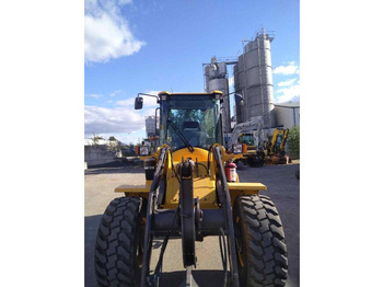 Máy xúc lật bánh lốp Volvo L 35 G: hình 2 Máy xúc lật bánh lốp Volvo L 35 G: hình 2