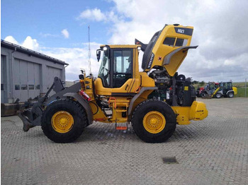 Máy xúc lật bánh lốp VOLVO L70H