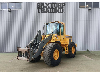 Máy xúc lật bánh lốp VOLVO L90D