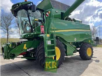 Máy gặt đập JOHN DEERE T660
