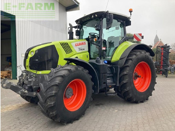 Máy cày CLAAS Axion 810