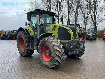 Máy cày CLAAS Axion 870