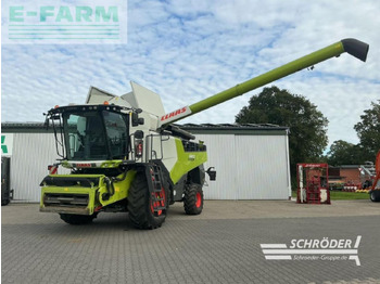 Máy gặt đập CLAAS Lexion