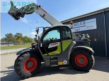 Xe nhấc hình viễn vọng kính CLAAS