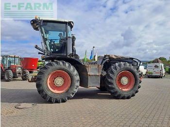 Máy cày CLAAS Xerion 3300