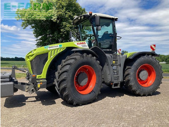 Máy cày CLAAS Xerion 4000