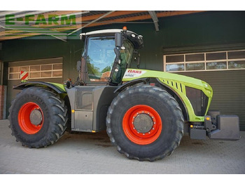 Máy cày CLAAS Xerion 4000