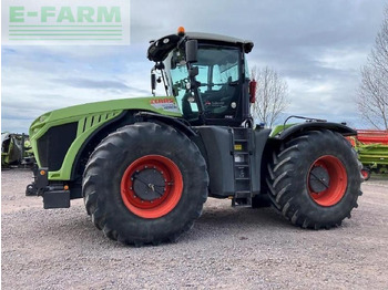Máy cày CLAAS Xerion 4000