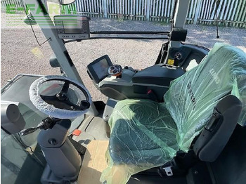 Máy cày CLAAS Xerion 4000