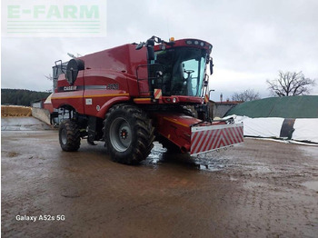 Máy gặt đập CASE IH