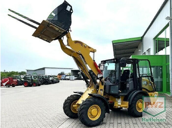 Máy xúc mini CATERPILLAR 906
