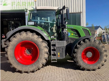 Máy cày FENDT 826 Vario