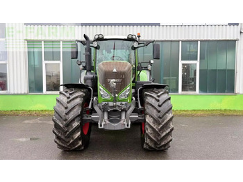 Máy cày FENDT 826 Vario