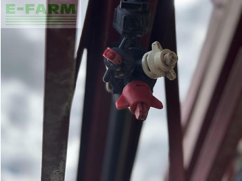 Máy xịt kéo Hardi navigator 4000 21m: hình 4 Máy xịt kéo Hardi navigator 4000 21m: hình 4