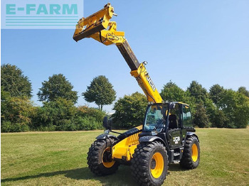 Xe nhấc hình viễn vọng kính JCB