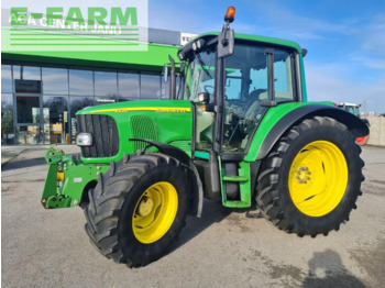 Máy cày JOHN DEERE 6220
