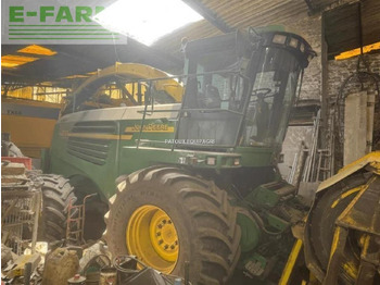 Máy gặt đập thức ăn gia súc JOHN DEERE 7400