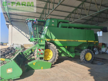 Máy gặt đập JOHN DEERE