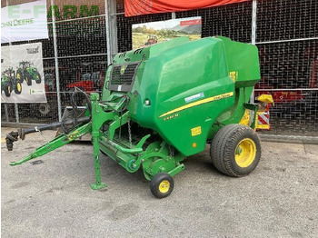 Máy đóng kiện vuông JOHN DEERE