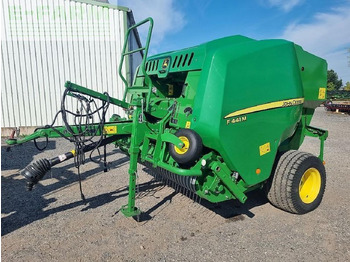 Máy đóng kiện vuông JOHN DEERE