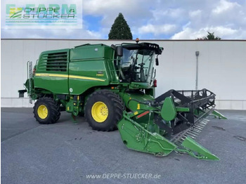 Máy gặt đập JOHN DEERE T550