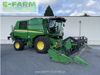 Máy gặt đập JOHN DEERE T550