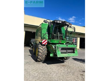 Máy gặt đập JOHN DEERE T560