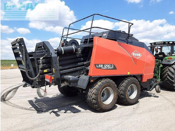 Máy đóng kiện vuông KUHN