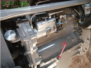 Máy cày Massey Ferguson 65: hình 4