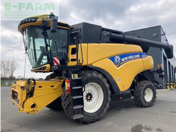 Máy gặt đập NEW HOLLAND CR series