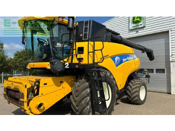 Máy gặt đập NEW HOLLAND CR9090
