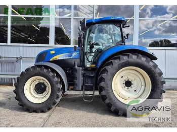 Máy cày NEW HOLLAND T6000