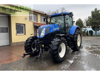 Máy cày NEW HOLLAND T7.200