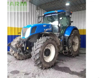 Máy cày NEW HOLLAND T7.250