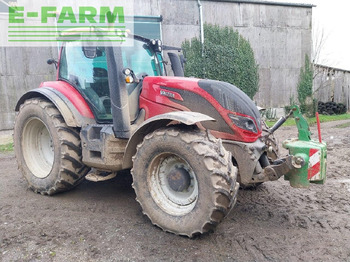 Máy cày VALTRA T174