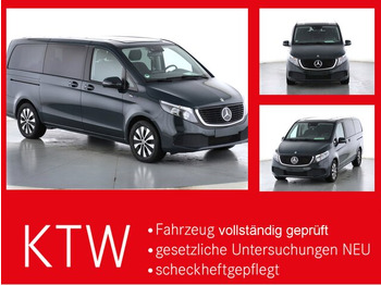 Xe van chở khách MERCEDES-BENZ